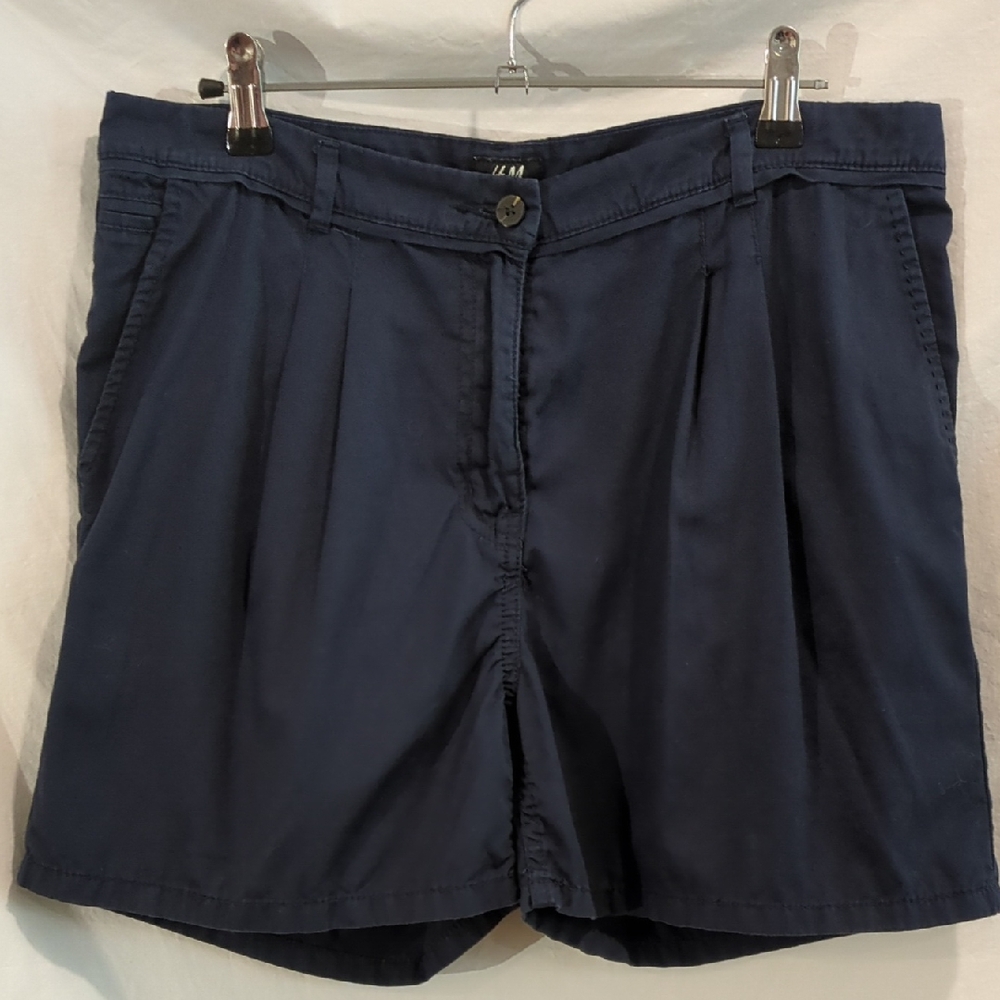 H&M | Navy Blue Classic Shorts Pleated Front Casual Weekend Relax | 8